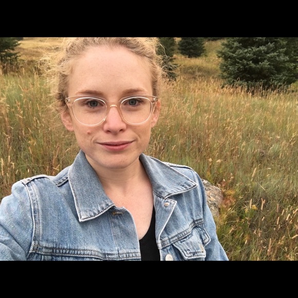 Meet your Posher, Ellie - Picture 1 of 1